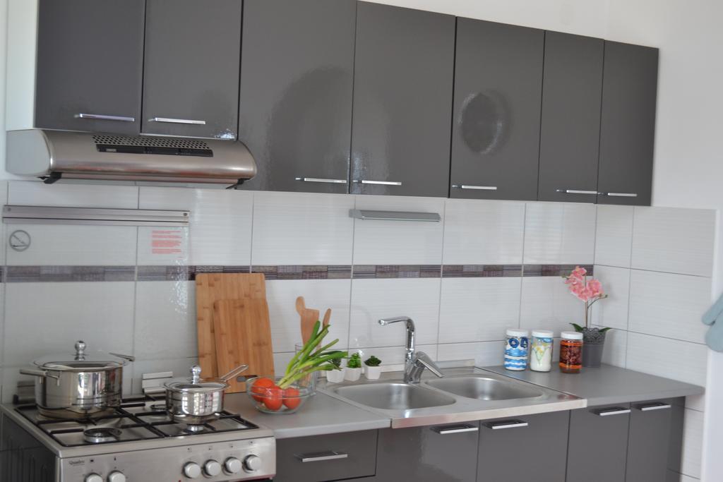 Apartment Bruna Stomorska Eksteriør billede
